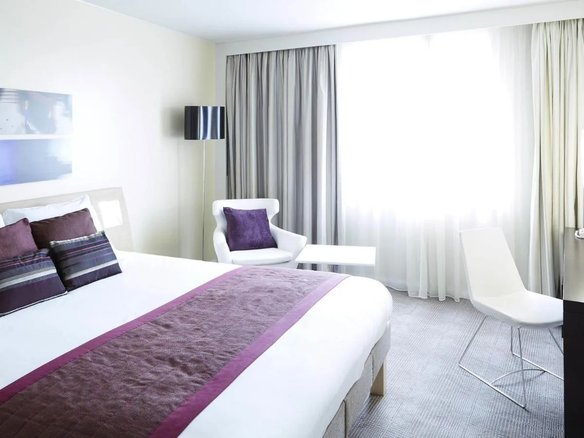 Executive King Room with Sofa